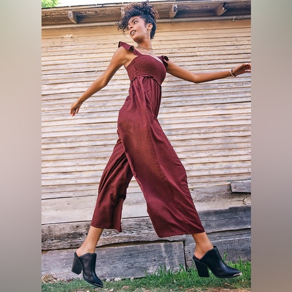 Francesca’s Mi Amor Becca Ruffle Strap Jumpsuit - XS, Burgundy Red/Black Print - Picture 2 of 10